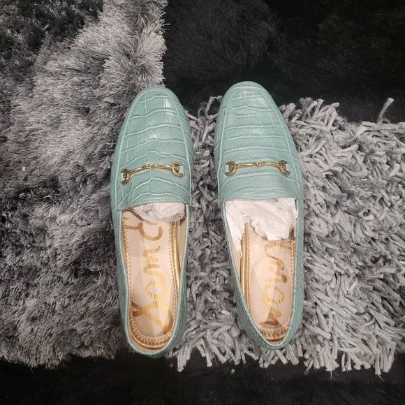 Authentic Sam Edelman loafers.. - Picture 2 of 6